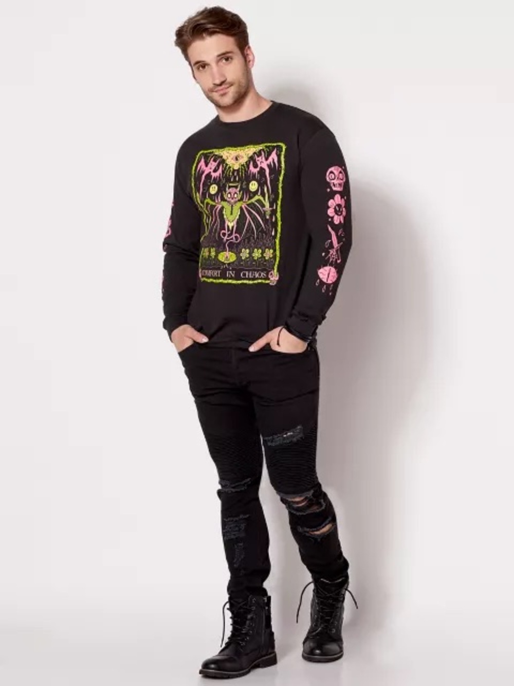 Wizard of Barge "Comfort in Chaos" Long Sleeve Graphic Tee Black Size M